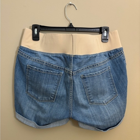 Old Navy Maternity Denim Jean Shorts with Cuff Women's Size 8 - Picture 8 of 14